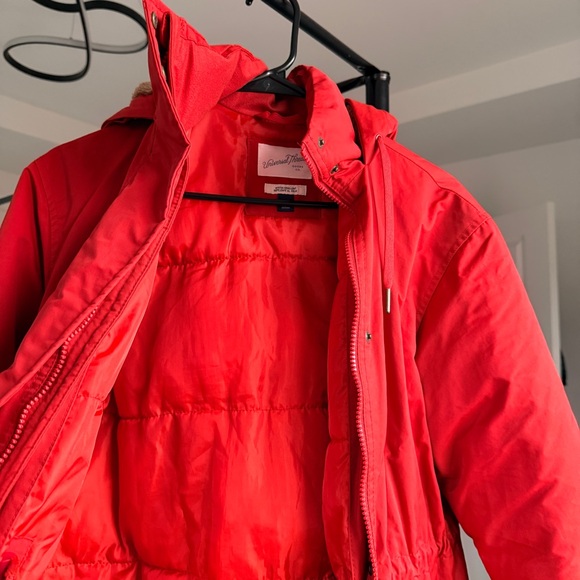 Universal Thread Red Water-Resistant Puffer Jacket - Picture 5 of 11